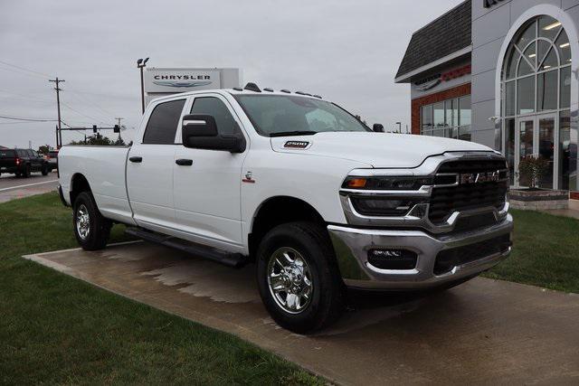 2025 RAM 2500 Tradesman Crew Cab 4x4 8 Box 2025 RAM 2500 Tradesman Crew Cab 4x4 8 Box