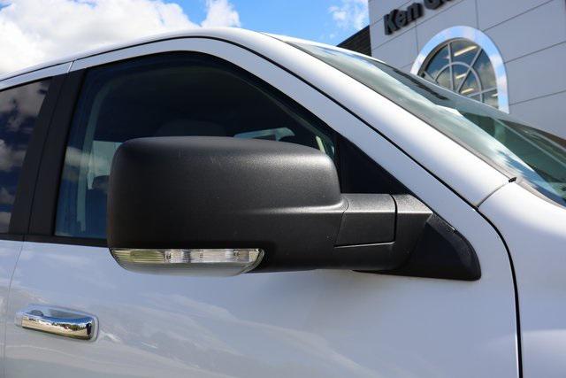 2018 RAM 1500 Big Horn Quad Cab 4x4 64 Box 2018 RAM 1500 Big Horn Quad Cab 4x4 64 Box