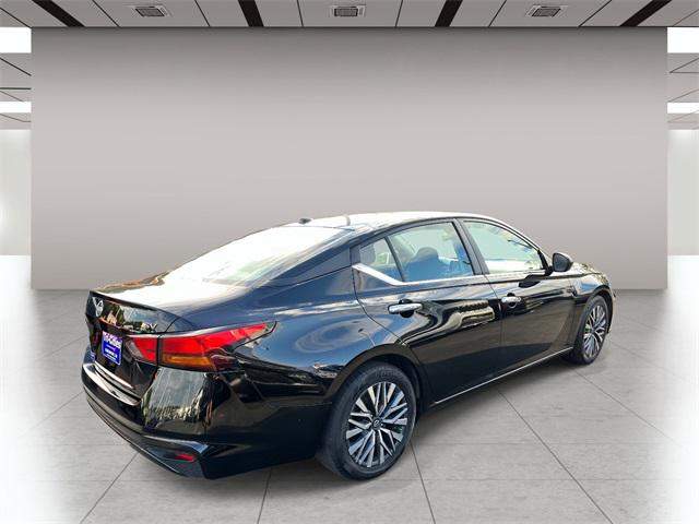 2023 Nissan Altima SV FWD