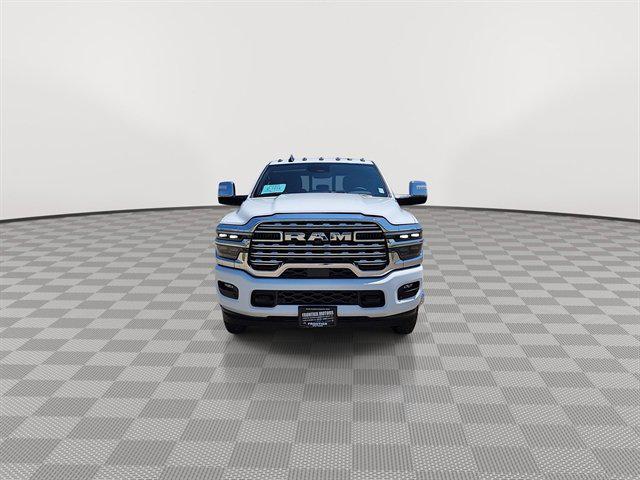 2025 RAM Ram 3500 RAM 3500 LIMITED CREW CAB 4X4 8 BOX 2025 RAM Ram 3500 RAM 3500 LIMITED CREW CAB 4X4 8 BOX