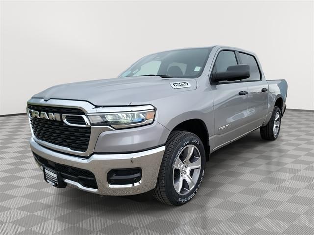 2026 RAM Ram 1500 RAM 1500 TRADESMAN CREW CAB 4X4 57 BOX