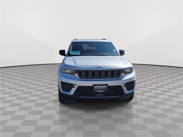 2025 Jeep Grand Cherokee GRAND CHEROKEE LAREDO X 4X4 2025 Jeep Grand Cherokee GRAND CHEROKEE LAREDO X 4X4