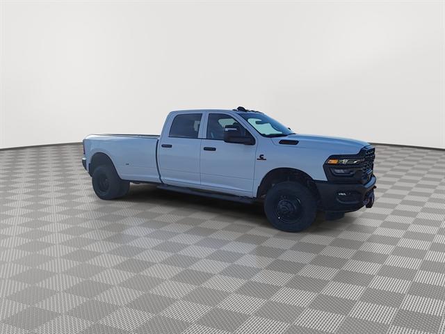 2026 RAM Ram 3500 RAM 3500 TRADESMAN CREW CAB 4X4 8 BOX 2026 RAM Ram 3500 RAM 3500 TRADESMAN CREW CAB 4X4 8 BOX