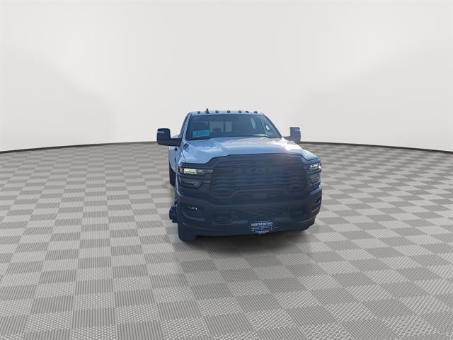 2026 RAM Ram 3500 RAM 3500 TRADESMAN CREW CAB 4X4 8 BOX