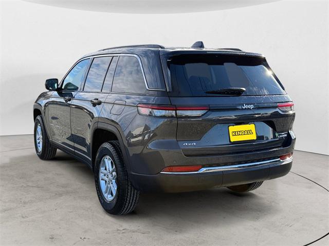 2025 Jeep Grand Cherokee GRAND CHEROKEE LAREDO 4X4 2025 Jeep Grand Cherokee GRAND CHEROKEE LAREDO 4X4