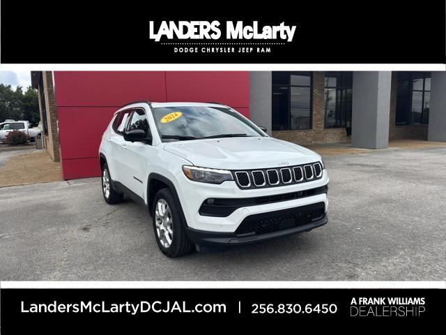 2024 Jeep Compass Latitude Lux FWD
