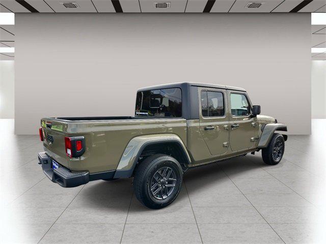 2025 Jeep Gladiator GLADIATOR SPORT S 4X4
