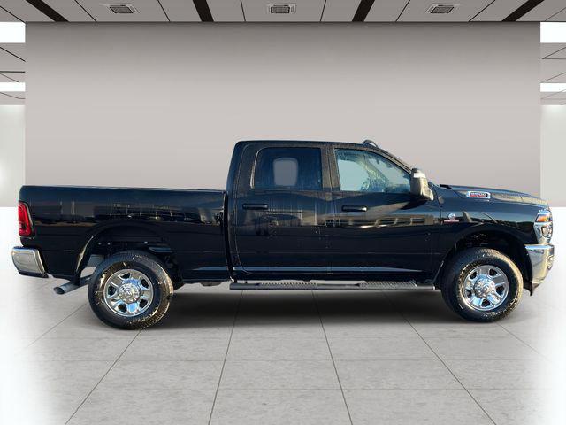 2026 RAM Ram 2500 RAM 2500 TRADESMAN CREW CAB 4X4 64 BOX