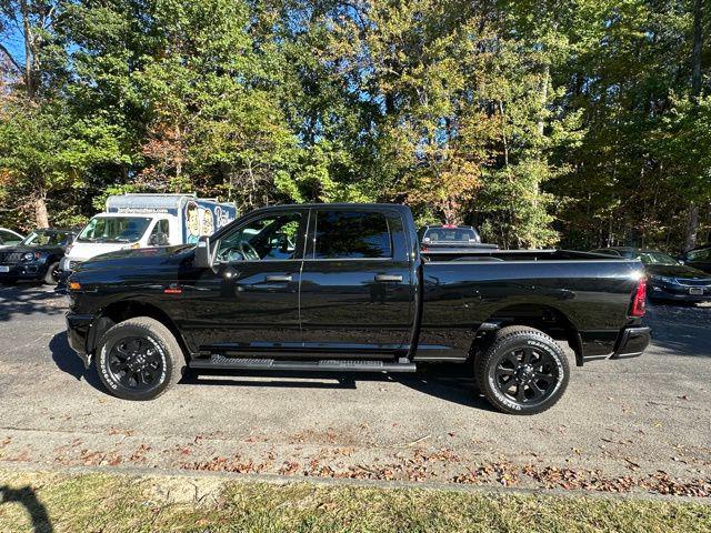 2026 RAM Ram 2500 RAM 2500 BLACK EXPRESS CREW CAB 4X4 64 BOX