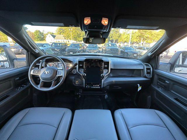 2026 RAM Ram 3500 RAM 3500 TRADESMAN CREW CAB 4X4 8 BOX 2026 RAM Ram 3500 RAM 3500 TRADESMAN CREW CAB 4X4 8 BOX