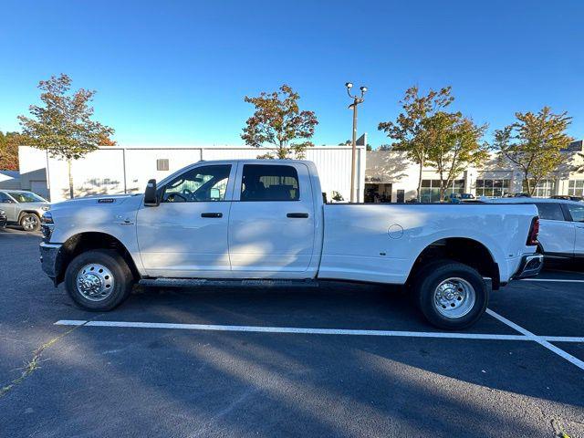 2026 RAM Ram 3500 RAM 3500 TRADESMAN CREW CAB 4X4 8 BOX 2026 RAM Ram 3500 RAM 3500 TRADESMAN CREW CAB 4X4 8 BOX