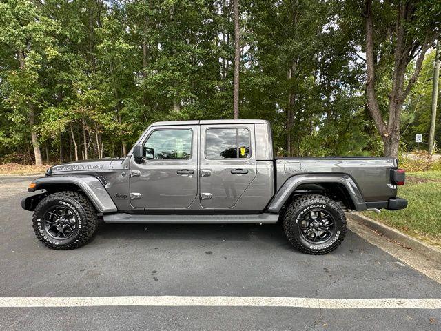 2025 Jeep Gladiator GLADIATOR HIGH TIDE 4X4 2025 Jeep Gladiator GLADIATOR HIGH TIDE 4X4