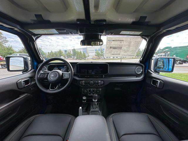 2025 Jeep Gladiator GLADIATOR HIGH TIDE 4X4