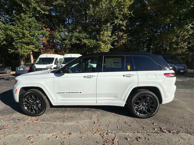 2025 Jeep Grand Cherokee GRAND CHEROKEE SUMMIT RESERVE 4X4