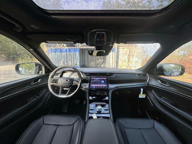 2025 Jeep Grand Cherokee GRAND CHEROKEE L OVERLAND 4X4