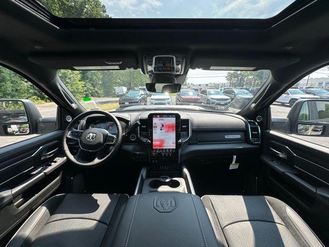 2025 RAM Ram 2500 RAM 2500 LARAMIE CREW CAB 4X4 64 BOX