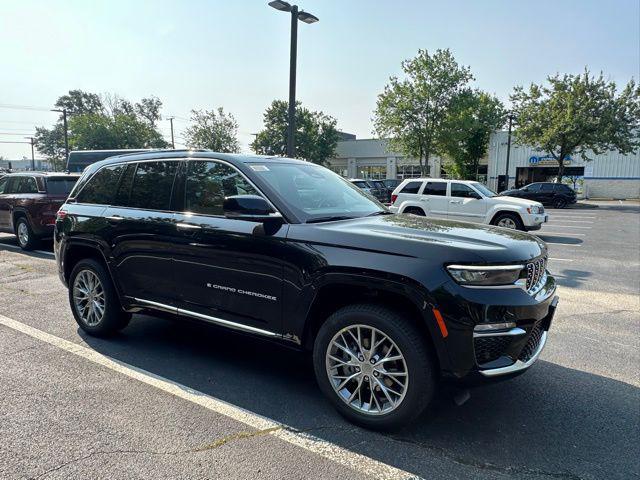 2025 Jeep Grand Cherokee GRAND CHEROKEE SUMMIT 4X4