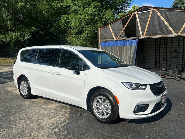 2025 Chrysler Pacifica PACIFICA SELECT