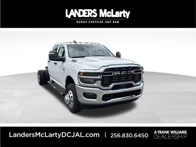 2026 RAM Ram 3500 Chassis Cab RAM 3500 TRADESMAN CREW CAB CHASSIS 4X4 60 CA 2026 RAM Ram 3500 Chassis Cab RAM 3500 TRADESMAN CREW CAB CHASSIS 4X4 60 CA