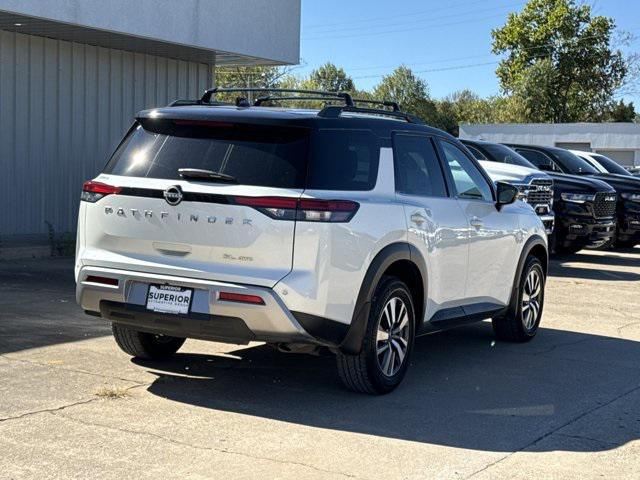 2023 Nissan Pathfinder SL 4WD 2023 Nissan Pathfinder SL 4WD