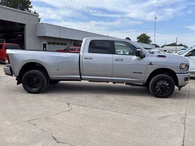 2024 RAM 3500 Big Horn Crew Cab 4x4 8 Box 2024 RAM 3500 Big Horn Crew Cab 4x4 8 Box