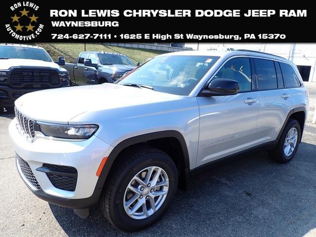 2025 Jeep Grand Cherokee GRAND CHEROKEE LAREDO X 4X4
