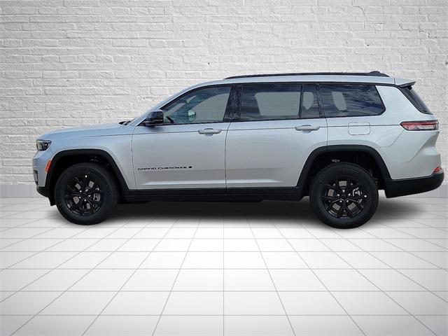 2025 Jeep Grand Cherokee GRAND CHEROKEE L ALTITUDE 4X4