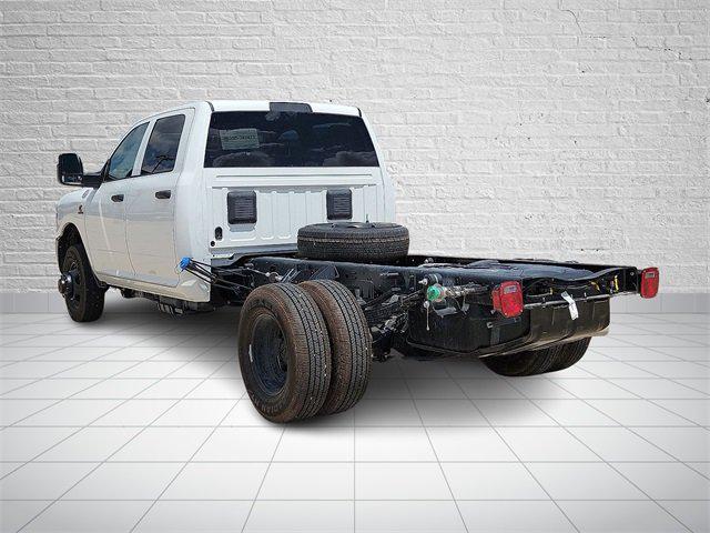 2026 RAM Ram 3500 Chassis Cab RAM 3500 TRADESMAN CREW CAB CHASSIS 4X4 60 CA 2026 RAM Ram 3500 Chassis Cab RAM 3500 TRADESMAN CREW CAB CHASSIS 4X4 60 CA