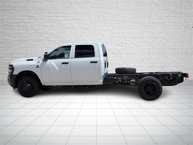 2026 RAM Ram 3500 Chassis Cab RAM 3500 TRADESMAN CREW CAB CHASSIS 4X4 60 CA 2026 RAM Ram 3500 Chassis Cab RAM 3500 TRADESMAN CREW CAB CHASSIS 4X4 60 CA