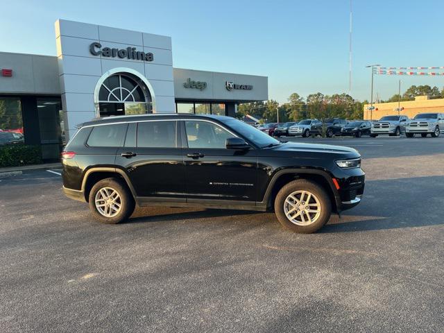 2023 Jeep Grand Cherokee L Laredo 4x2