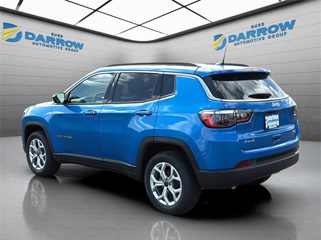 2025 Jeep Compass COMPASS LATITUDE 4X4