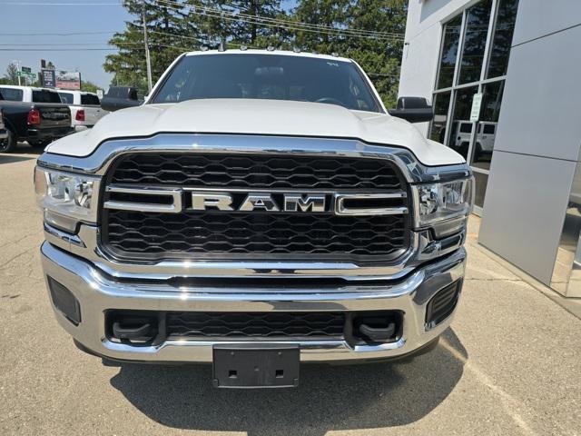 2022 RAM 2500 Tradesman Crew Cab 4x4 64 Box 2022 RAM 2500 Tradesman Crew Cab 4x4 64 Box