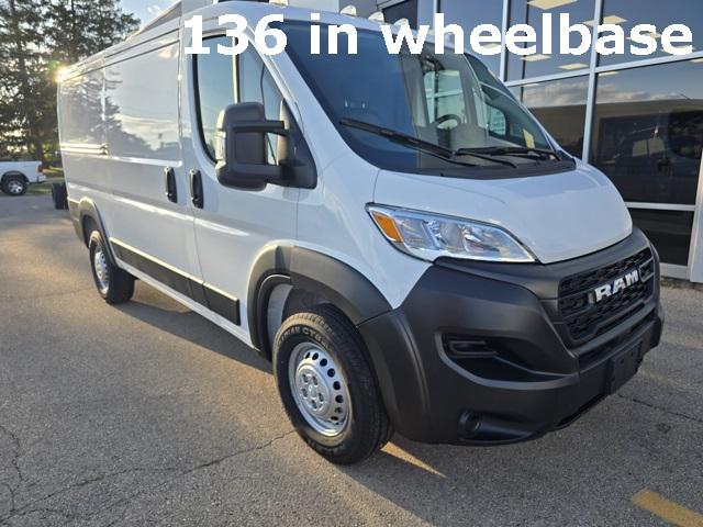 2025 RAM ProMaster 2500 Cargo Van Tradesman Low Roof 136 WB w/Pass Seat 2025 RAM ProMaster 2500 Cargo Van Tradesman Low Roof 136 WB w/Pass Seat