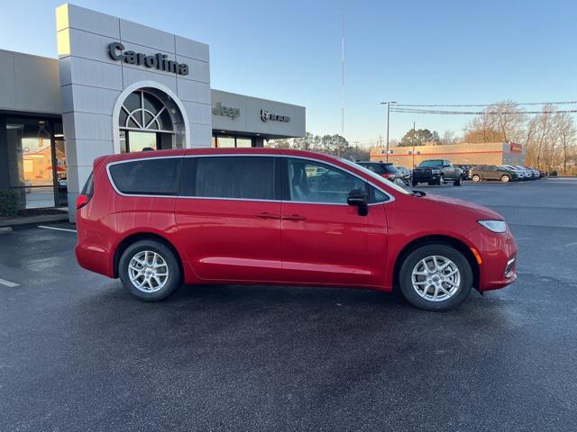 2025 Chrysler Pacifica PACIFICA SELECT
