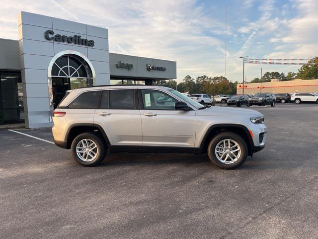 2025 Jeep Grand Cherokee GRAND CHEROKEE LAREDO X 4X2 2025 Jeep Grand Cherokee GRAND CHEROKEE LAREDO X 4X2