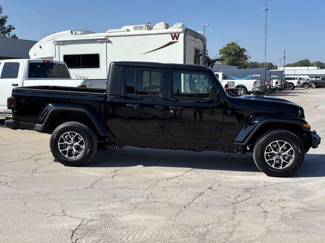 2025 Jeep Gladiator GLADIATOR SPORT S 4X4 2025 Jeep Gladiator GLADIATOR SPORT S 4X4