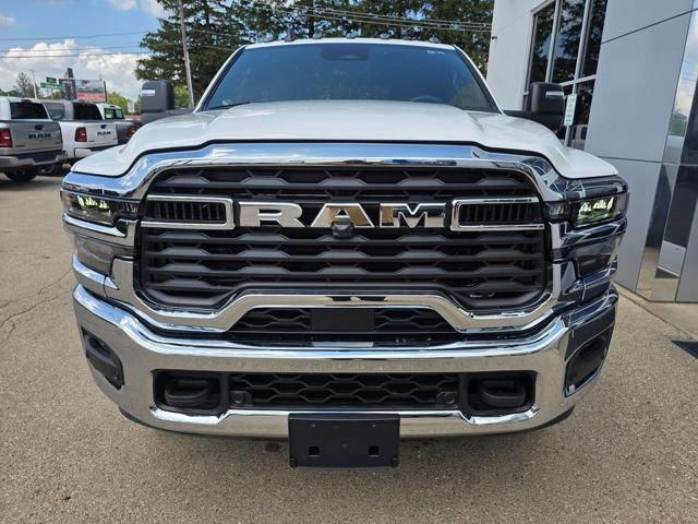 2025 RAM Ram 2500 RAM 2500 TRADESMAN CREW CAB 4X4 8 BOX 2025 RAM Ram 2500 RAM 2500 TRADESMAN CREW CAB 4X4 8 BOX