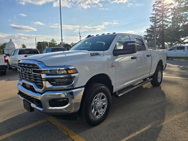 2026 RAM Ram 2500 RAM 2500 TRADESMAN CREW CAB 4X4 64 BOX