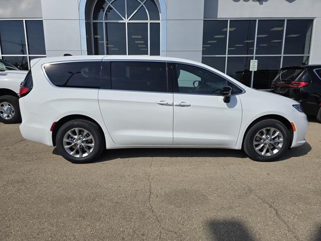 2026 Chrysler Pacifica PACIFICA SELECT AWD 2026 Chrysler Pacifica PACIFICA SELECT AWD