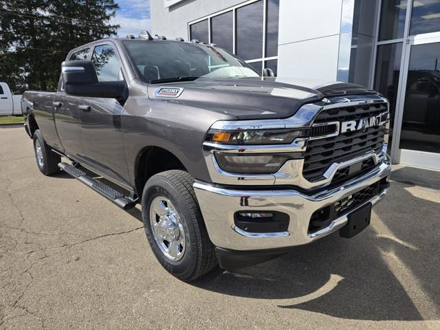 2026 RAM Ram 2500 RAM 2500 TRADESMAN CREW CAB 4X4 64 BOX 2026 RAM Ram 2500 RAM 2500 TRADESMAN CREW CAB 4X4 64 BOX