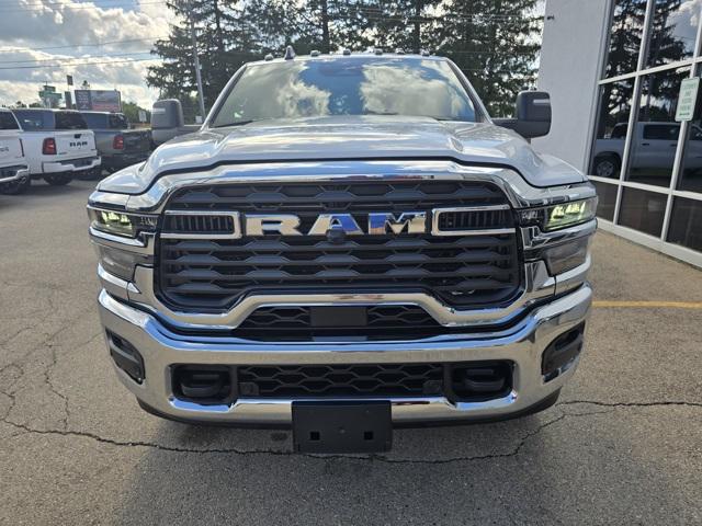 2025 RAM Ram 2500 RAM 2500 TRADESMAN CREW CAB 4X4 64 BOX 2025 RAM Ram 2500 RAM 2500 TRADESMAN CREW CAB 4X4 64 BOX