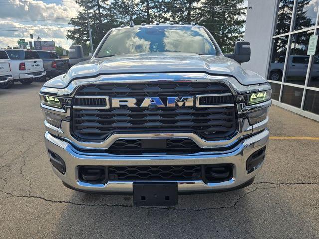 2025 RAM Ram 2500 RAM 2500 TRADESMAN CREW CAB 4X4 64 BOX