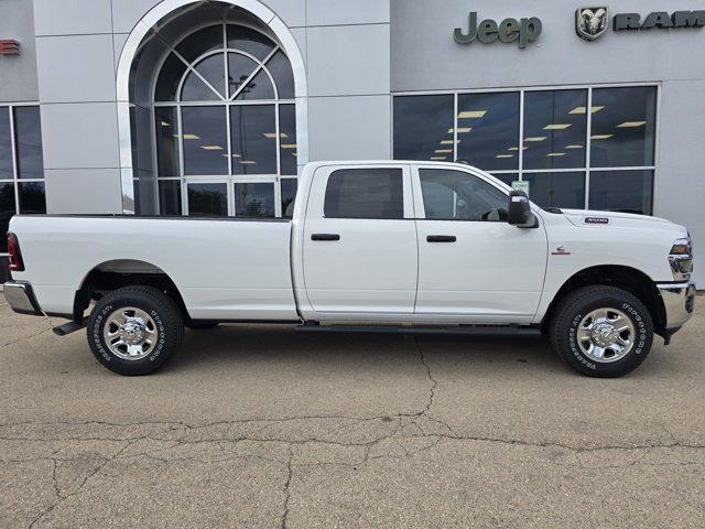 2025 RAM Ram 3500 RAM 3500 TRADESMAN CREW CAB 4X4 8 BOX