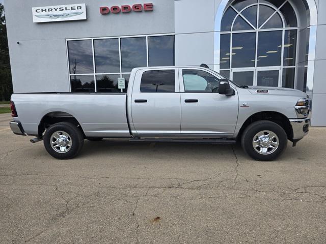 2026 RAM Ram 3500 RAM 3500 TRADESMAN CREW CAB 4X4 8 BOX 2026 RAM Ram 3500 RAM 3500 TRADESMAN CREW CAB 4X4 8 BOX