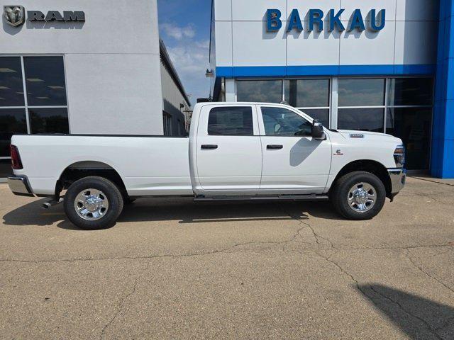 2026 RAM Ram 3500 RAM 3500 TRADESMAN CREW CAB 4X4 8 BOX