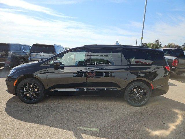 2026 Chrysler Pacifica PACIFICA SELECT AWD 2026 Chrysler Pacifica PACIFICA SELECT AWD