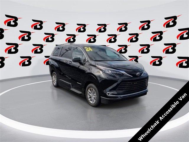 2024 Toyota Sienna XLE 2024 Toyota Sienna XLE