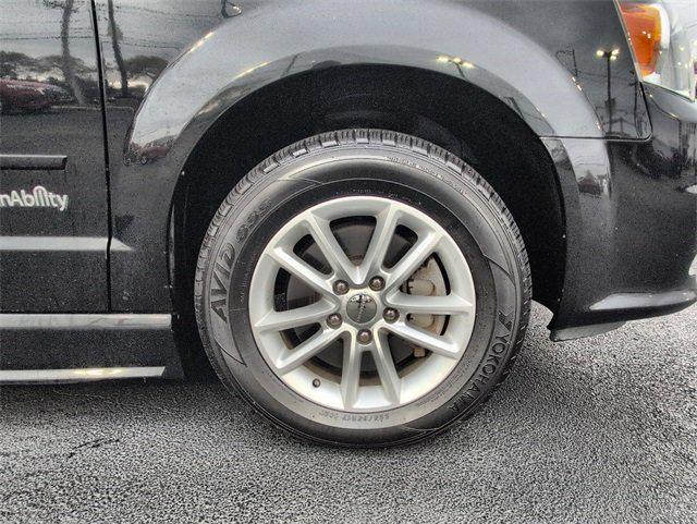 2016 Dodge Grand Caravan SXT 2016 Dodge Grand Caravan SXT