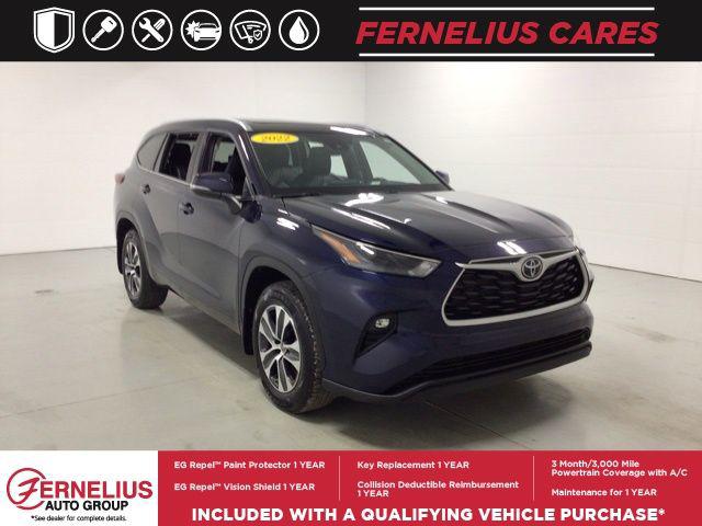 2022 Toyota Highlander XLE 2022 Toyota Highlander XLE