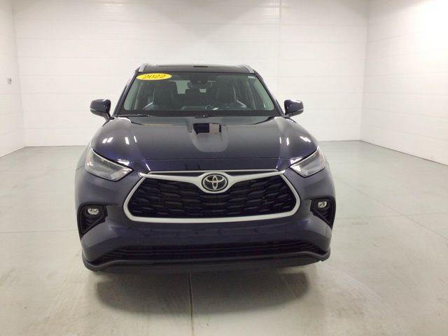 2022 Toyota Highlander XLE 2022 Toyota Highlander XLE
